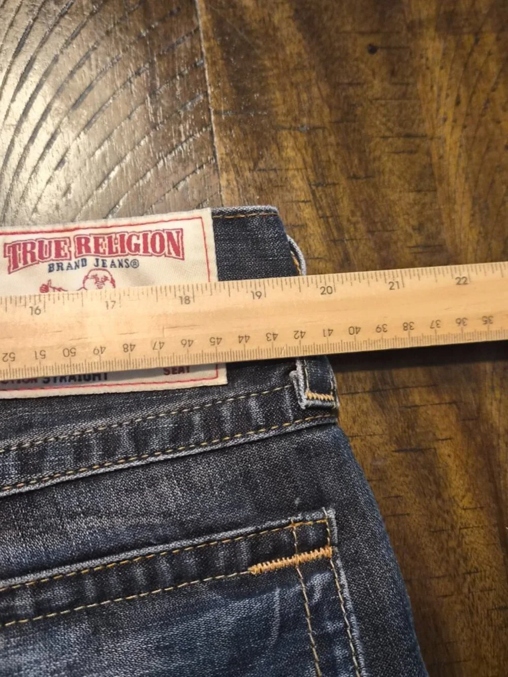 True Religion Mens Jeans Straight  Flap Size 38 X 36 Distressed Braid G678